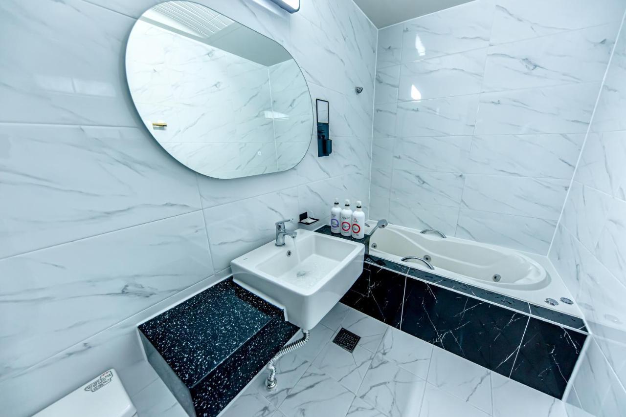 Hs Tourist Hotel Yeosu Luaran gambar