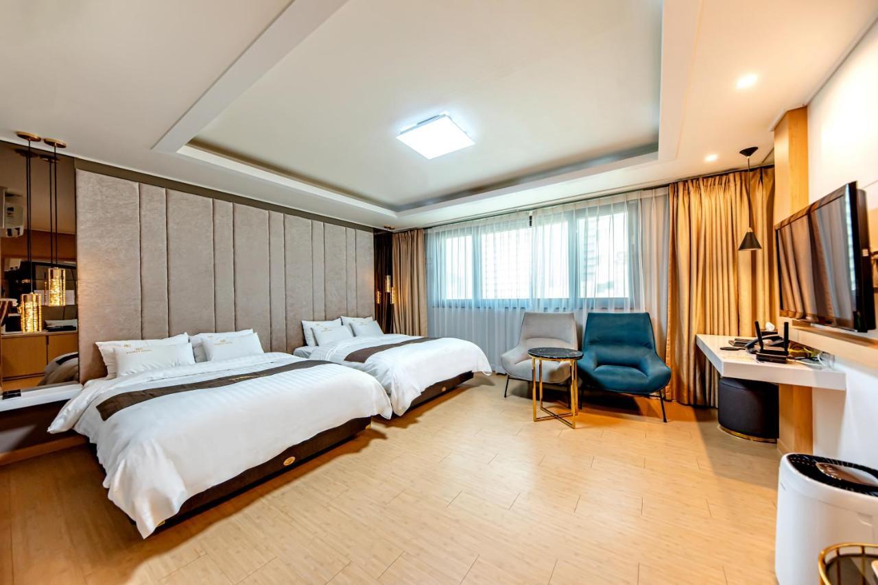 Hs Tourist Hotel Yeosu Luaran gambar
