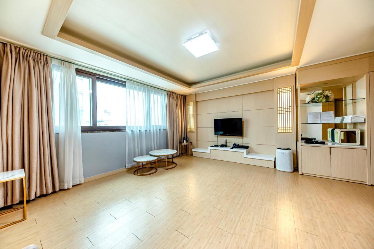 Hs Tourist Hotel Yeosu Luaran gambar